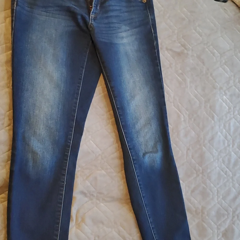 NWOT JEANS - Picture 4 of 8